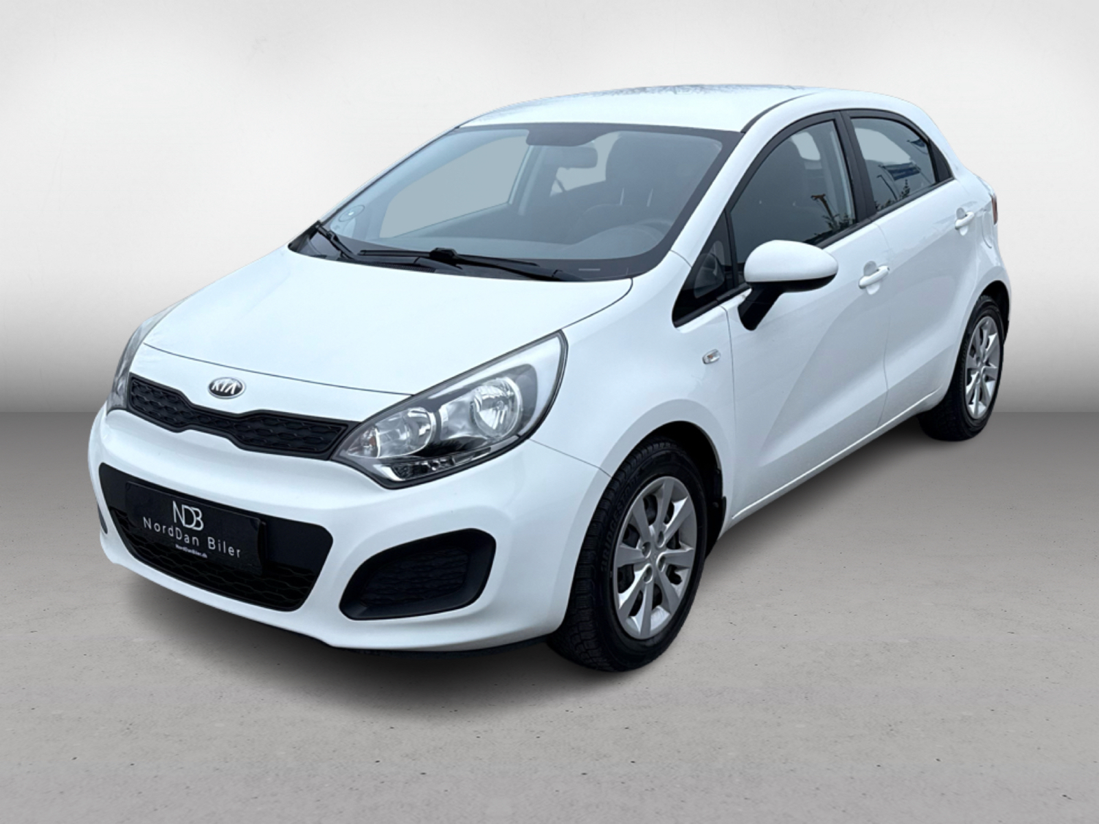 0Kia_rio_FrontL_1765809942125