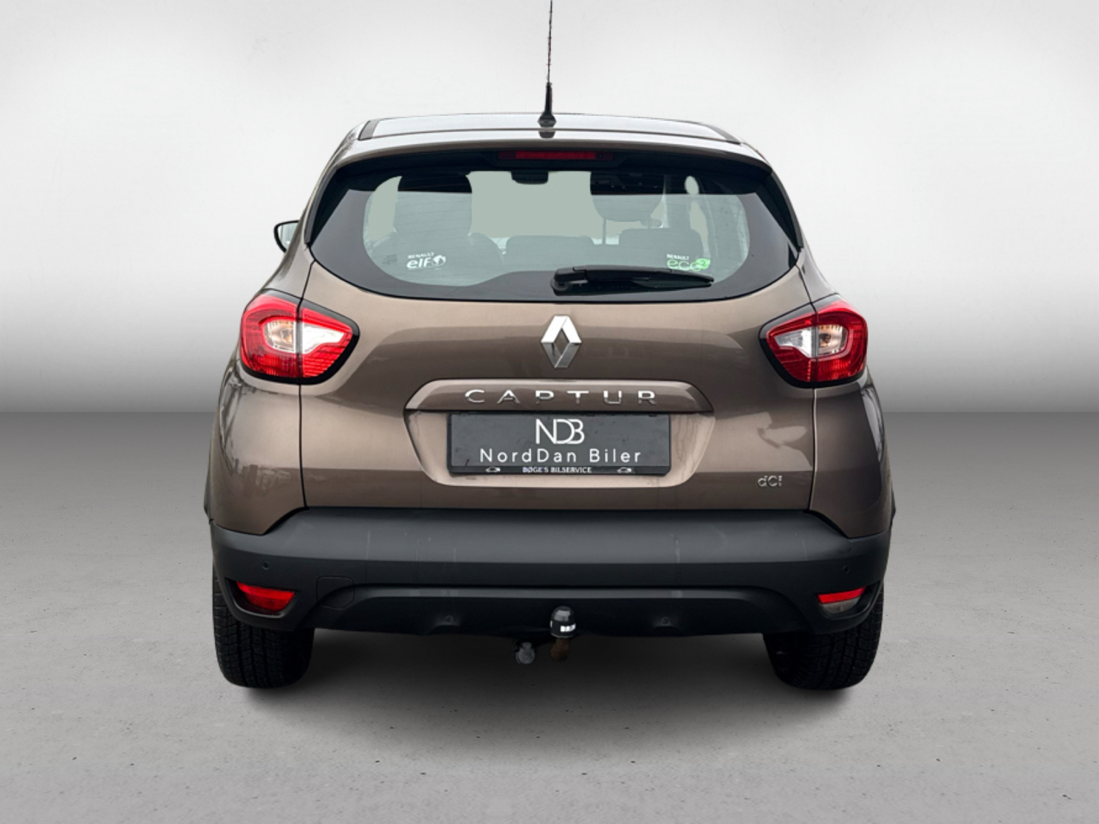 4Renault_capture_Back_1772103222226