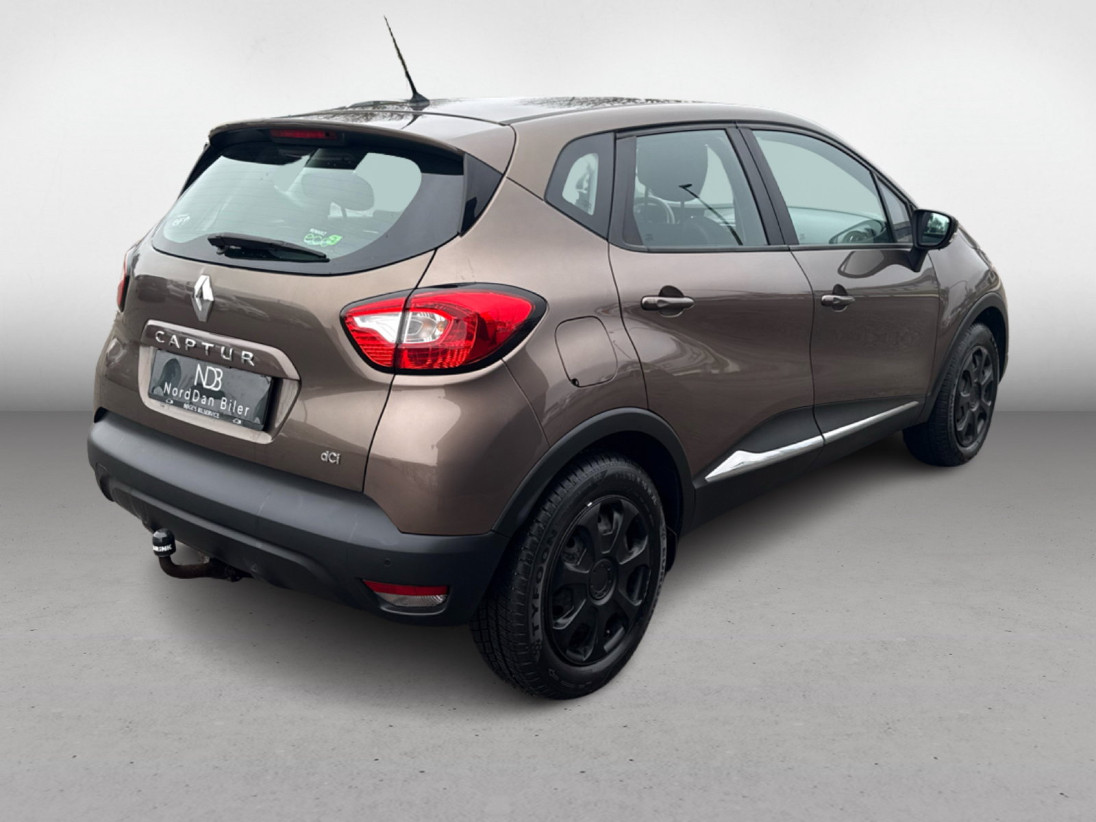 5Renault_capture_BackR_1772103222226